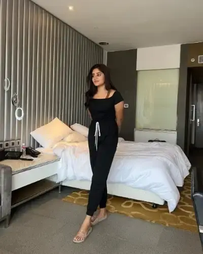 Call Girls Nariman Point Cash On Delivery
